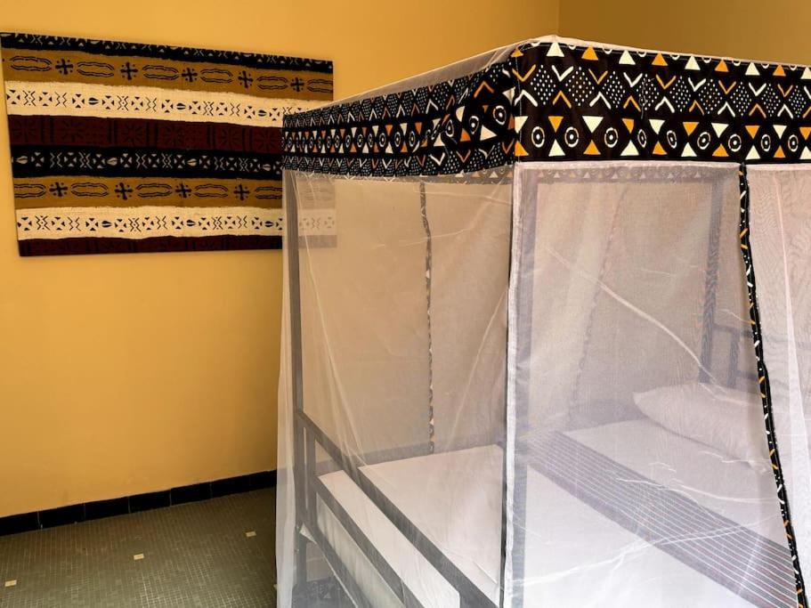 Independent Room On Island In Colonial House With Private Entrance Saint-Louis Εξωτερικό φωτογραφία